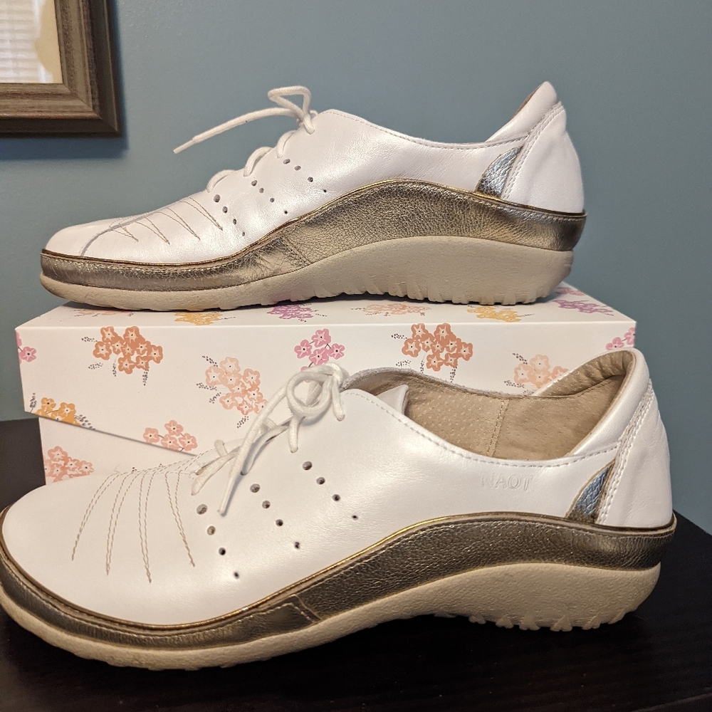 Naot women's Kumara sneakers, size 41, US 10